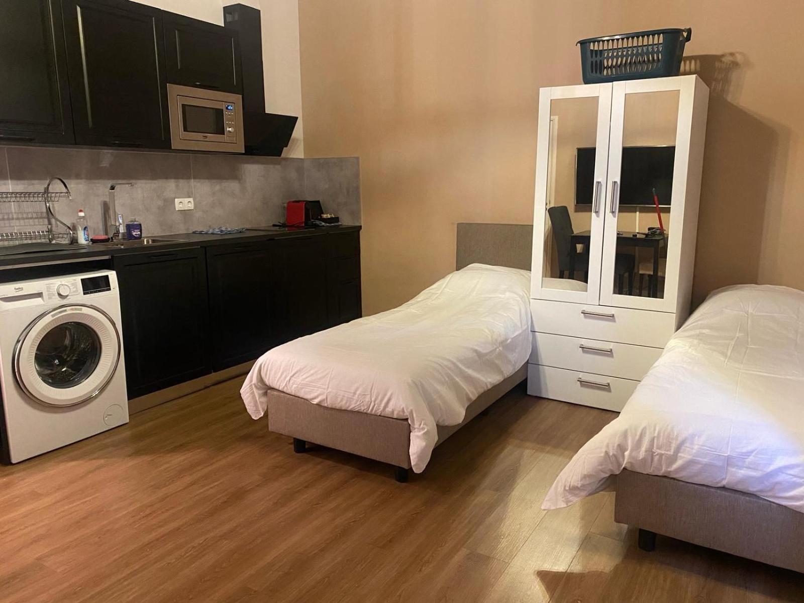 Rotterdam Inn Экстерьер фото